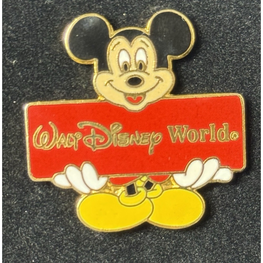 Y2K Disney Mickey Mouse Walt Disney World Collectible Trading Pin 2000 Vintage